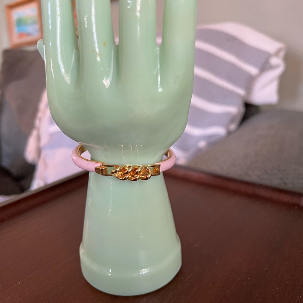 Vintage Peruzzi made in Italy pale pink snakeskin bangle bracelet.